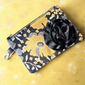 Vera Bradley Retired Black and Yellow Floral Clutch-EUC
